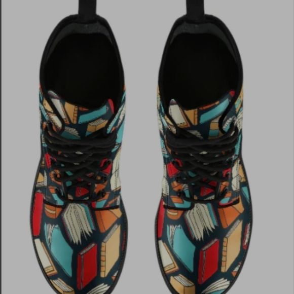 MAWEEPET Boots, Books,Black,Doc Style Size 8.5 Men 11 F EUC School Teacher Learn - Picture 5 of 12